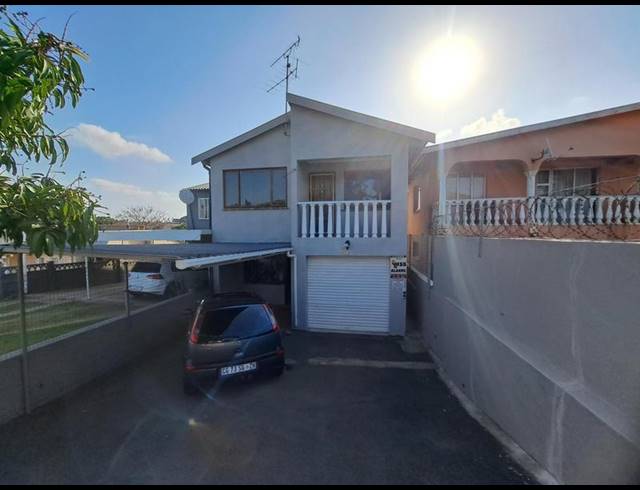 4 BEDROOM TOWNHOUSE FOR SALE IN CANESIDE